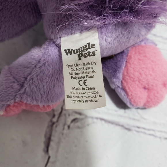 Wuggle Pets Clever Raccoon Backpack Keychain Clip Plush 6" Purple Embroidered - Picture 5 of 7